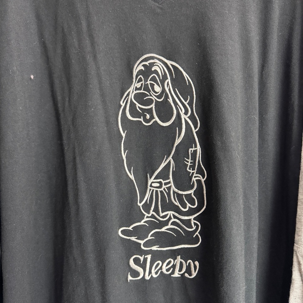 Disneyland Snow White Sleepy Vintage Oversized Shirt Size L/XL - Picture 2 of 8